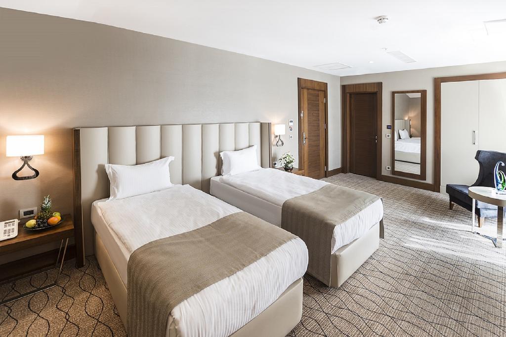 Ramada By Wyndham Sakarya Hotel Chambre photo