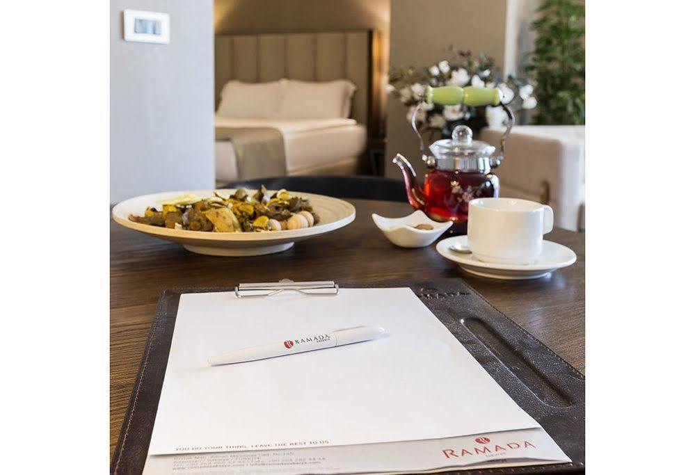 Ramada By Wyndham Sakarya Hotel Extérieur photo
